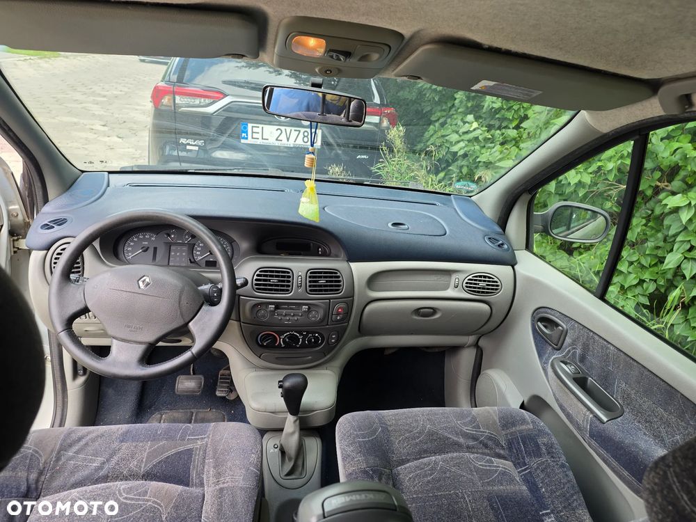 Renault Scenic - 4