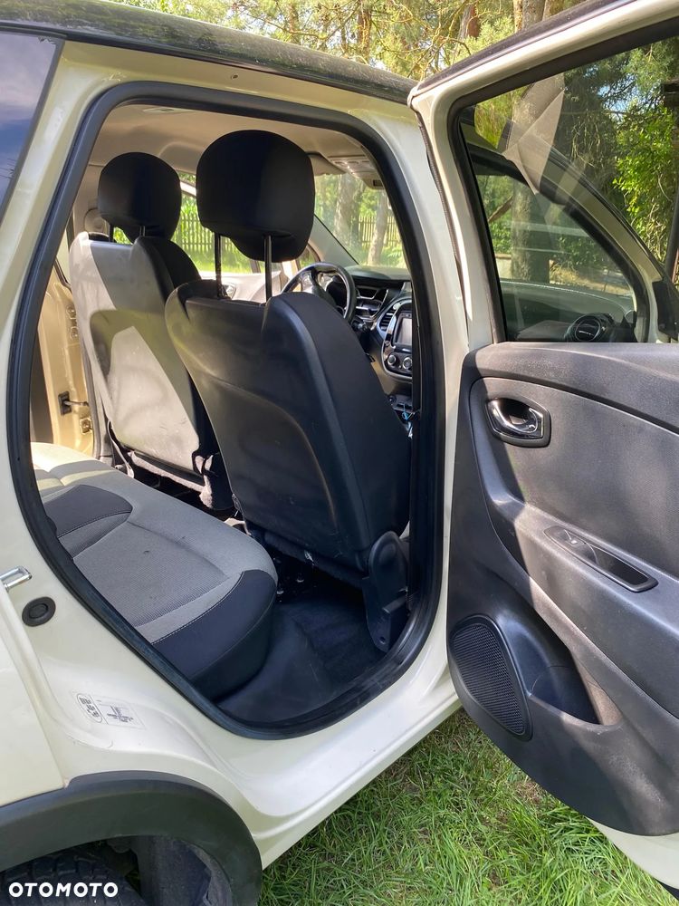 Renault Captur 1.2 TCe Intens EDC - 4