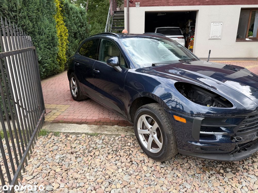 Porsche Macan - 4
