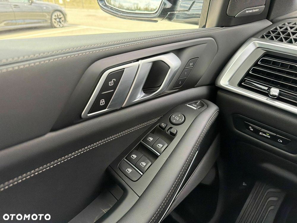 BMW X5 - 25