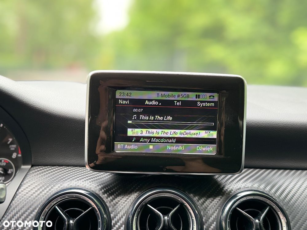 Mercedes-Benz GLA 200 7G-DCT Urban - 27