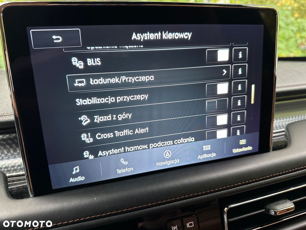 Lincoln Aviator - 21