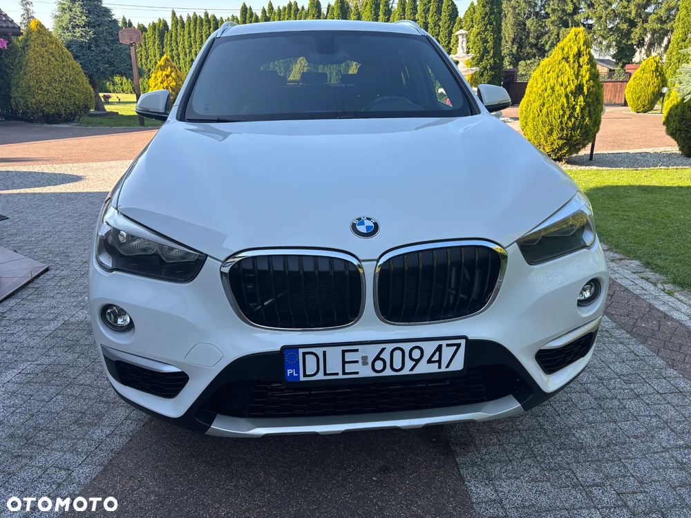 BMW X1 xDrive25i Advantage sport - 2