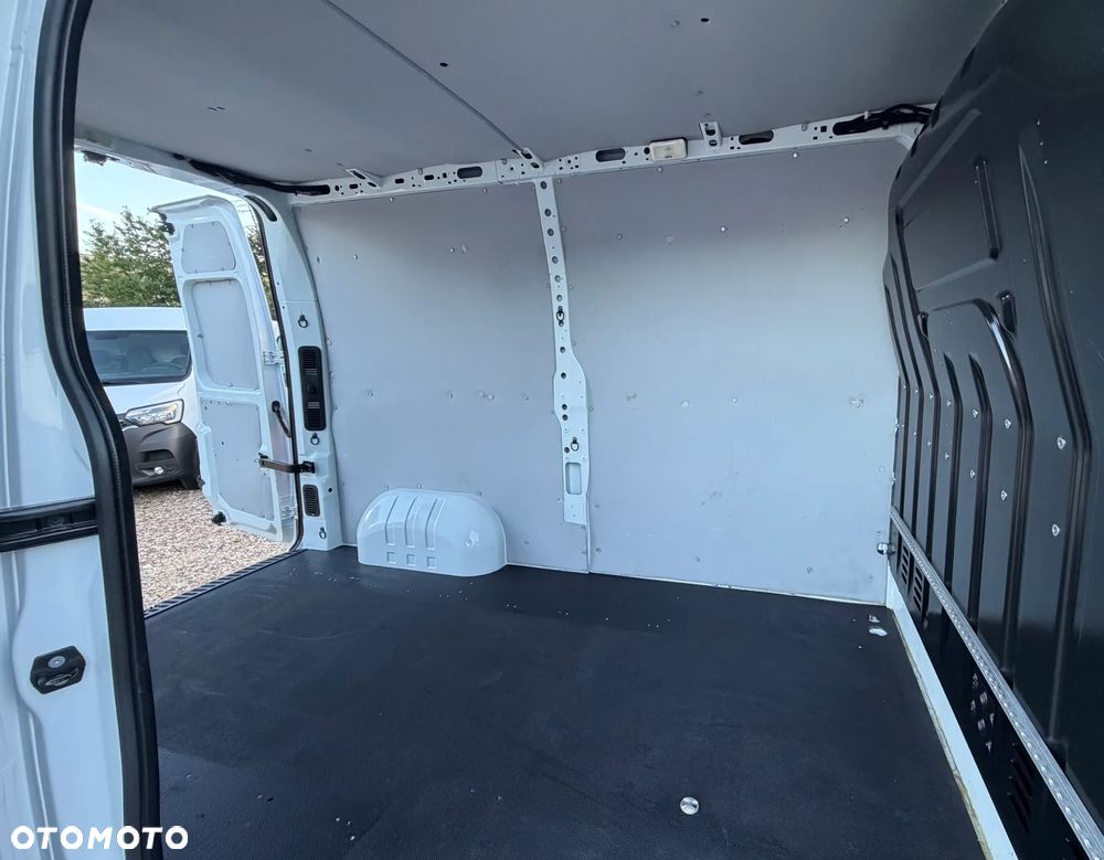 Renault Master - 16