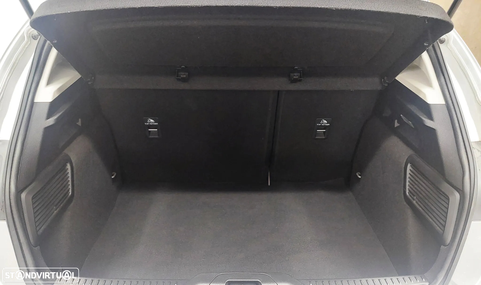 Ford Focus 1.5 TDCi EcoBlue Titanium - 9