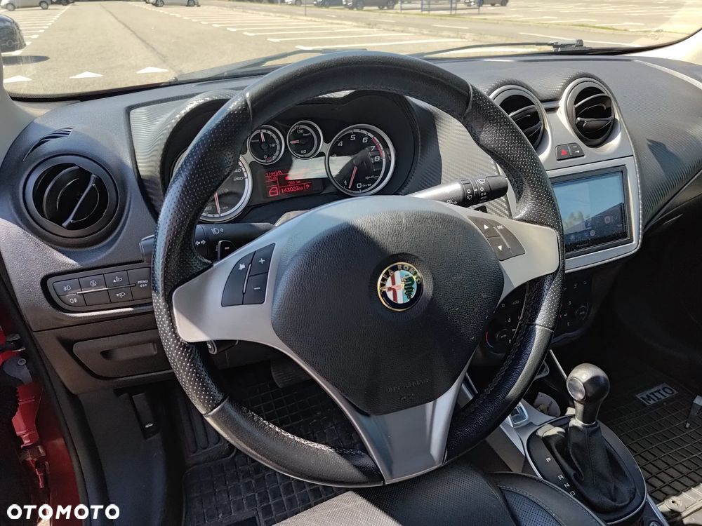 Alfa Romeo Mito 1.4 TB MultiAir Distinctive S&S TCT - 16
