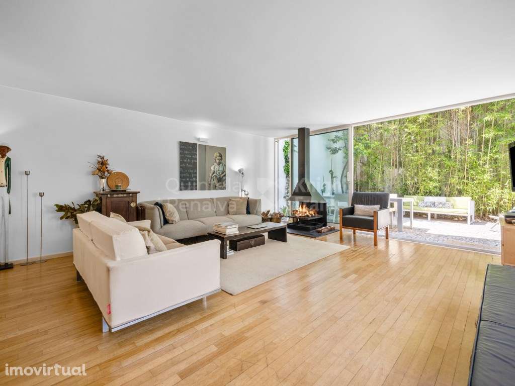 Moradia T4 triplex com jardim privativo e garagem na Lapa, Lisboa - Grande imagem: 3/22