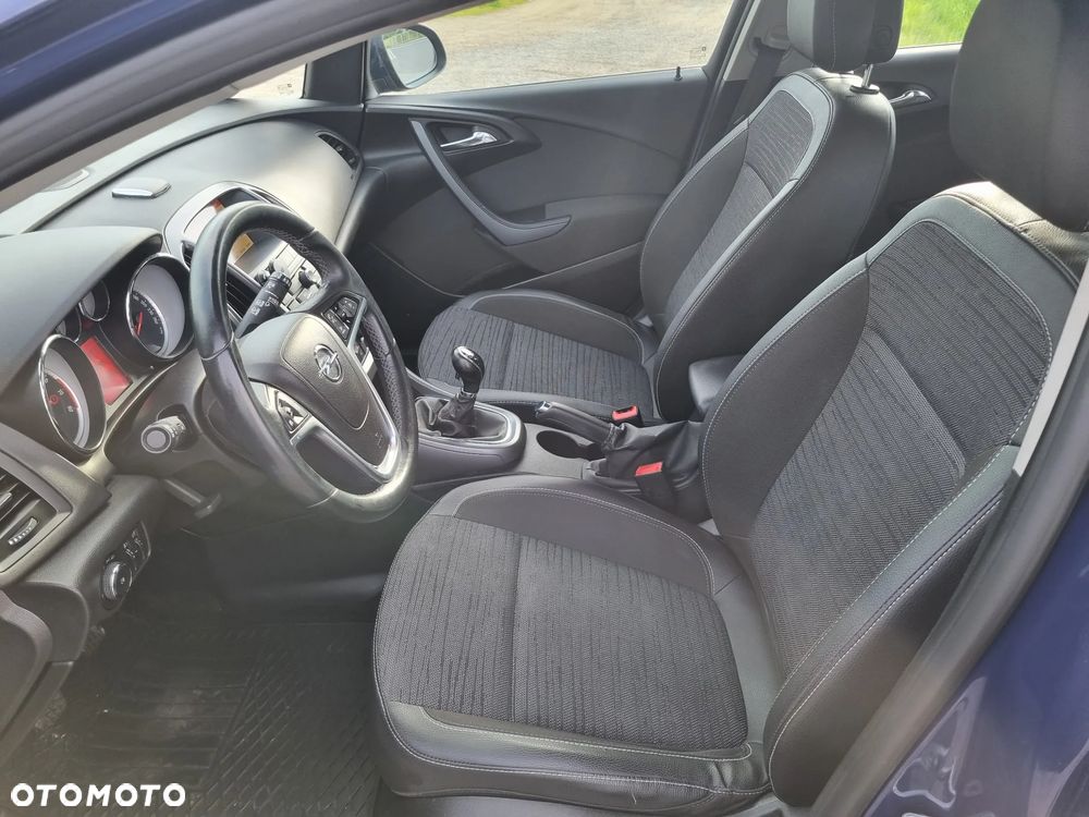 Opel Astra 1.6 ECOFLEX Start/Stop 150 Jahre - 18