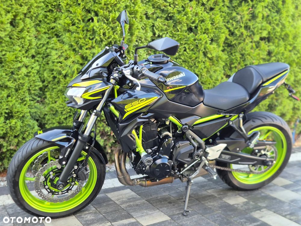 Kawasaki Z 650 - 5