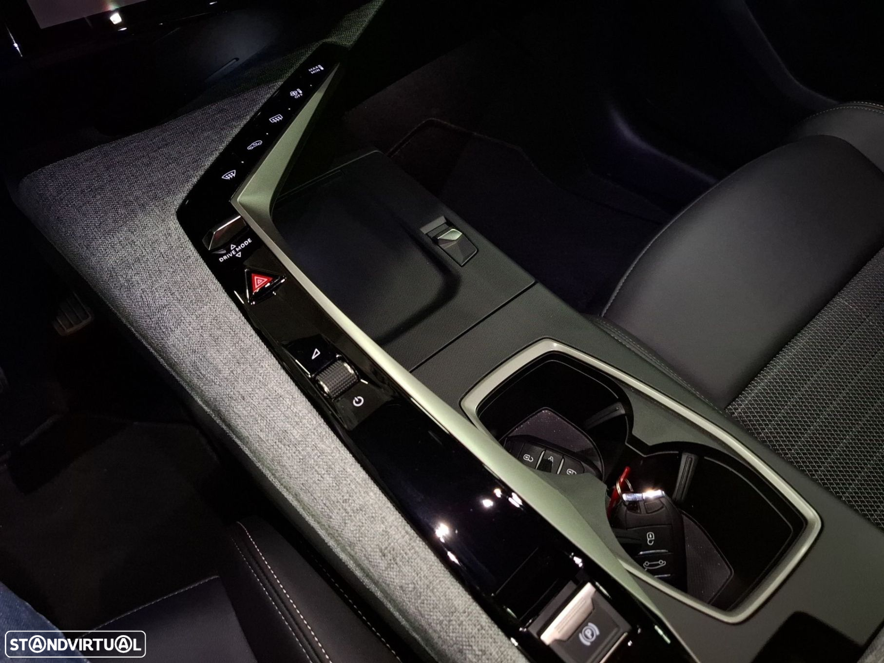 Peugeot E-3008 73 kWh Allure - 20