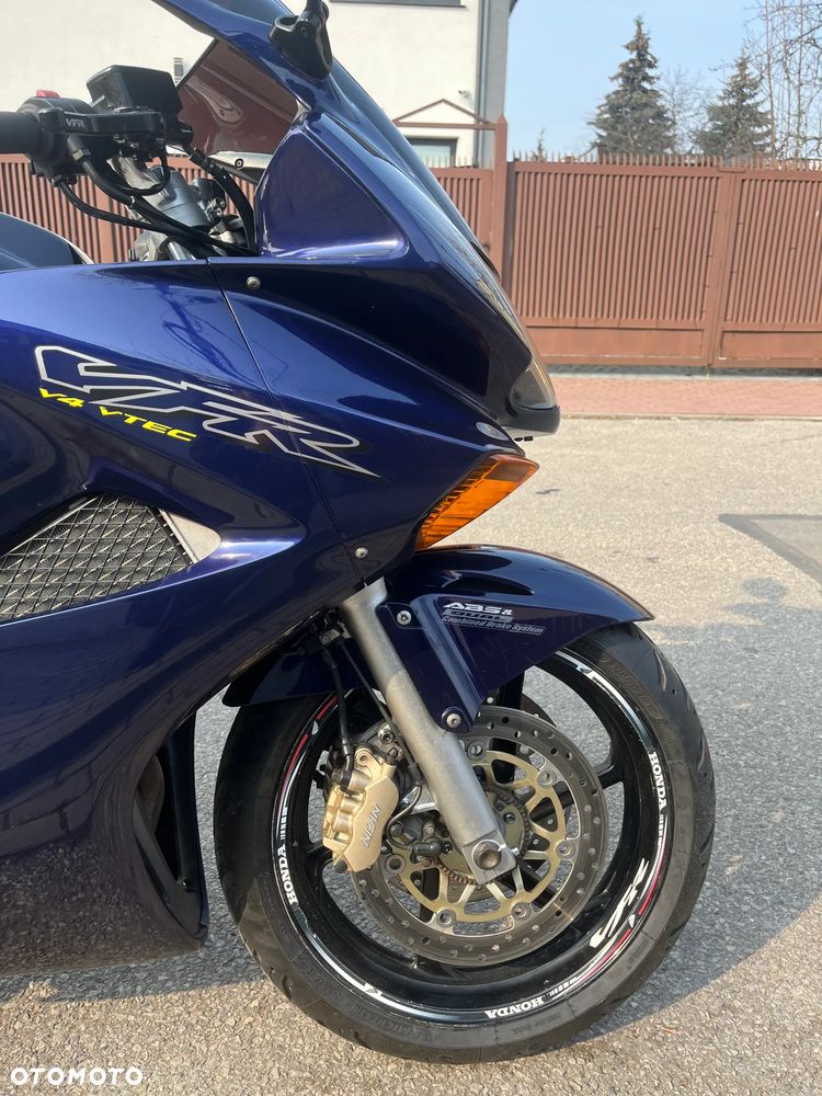Honda VFR - 5