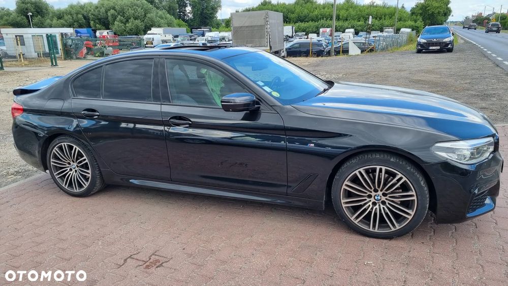 BMW Seria 5 520d xDrive M Sport Edition - 4