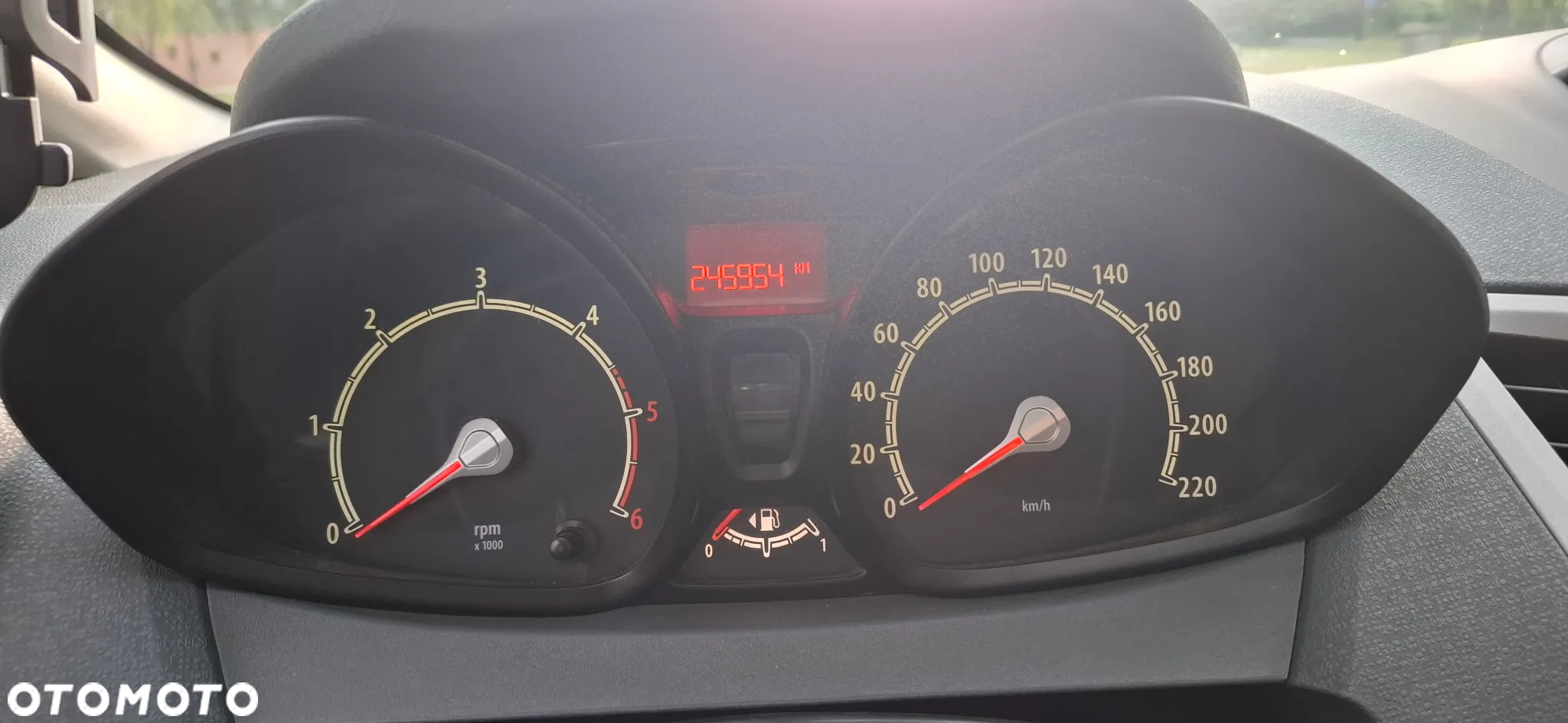 Ford Fiesta 1.4 TDCi - 11