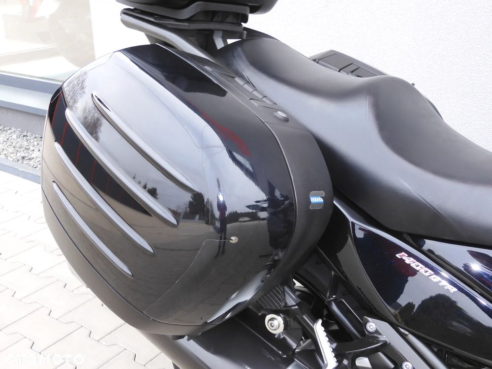 Kawasaki GTR - 10