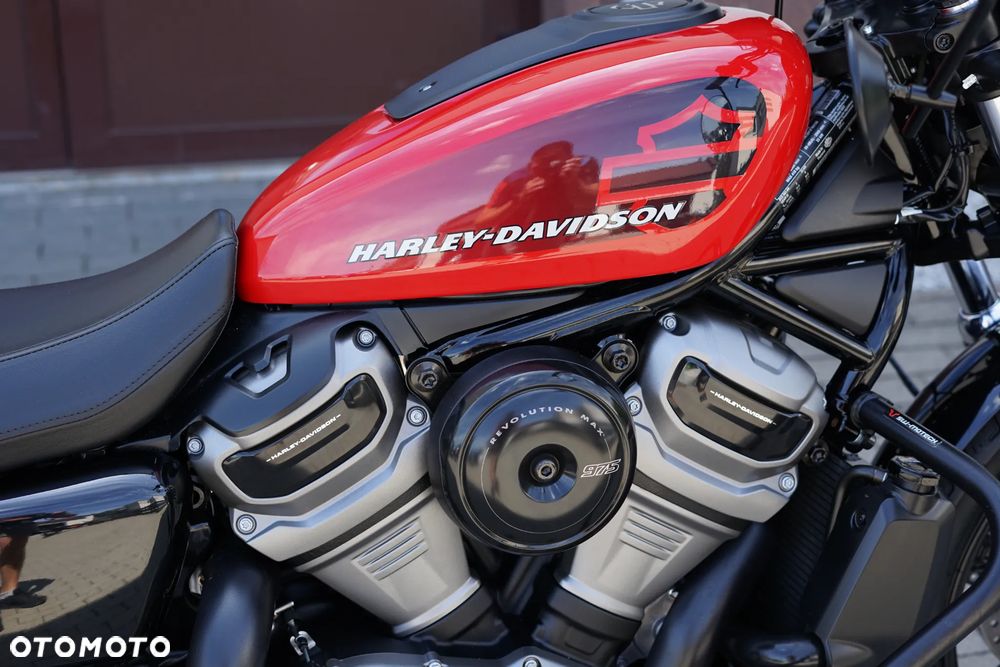 Harley-Davidson Sportster Nightster 975 - 11