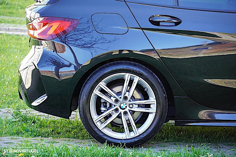 BMW 116 i Aut. M Sport - 13
