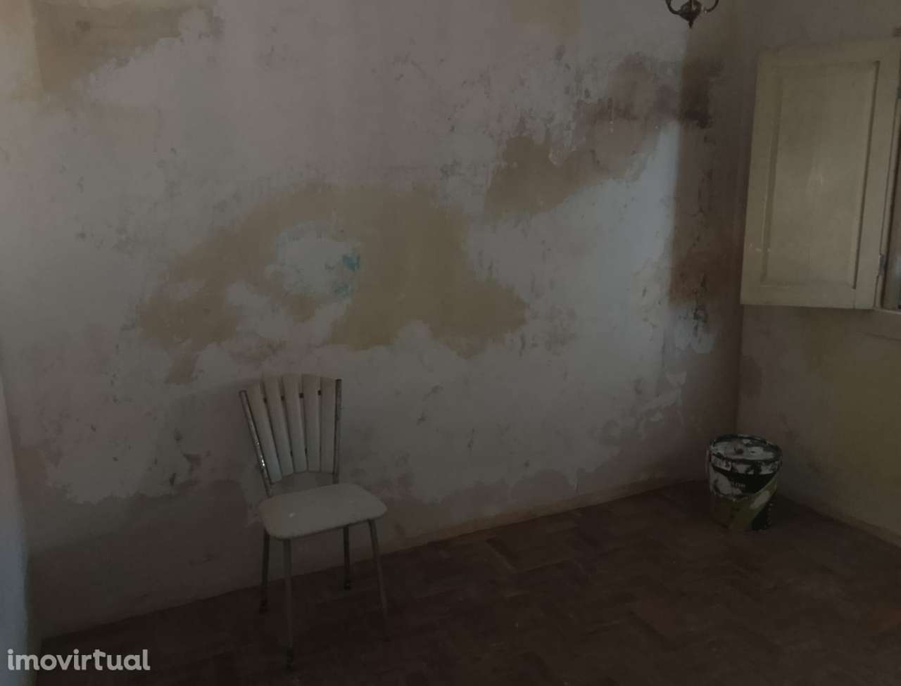 Prédios com 7 fogos - Grande imagem: 2/14