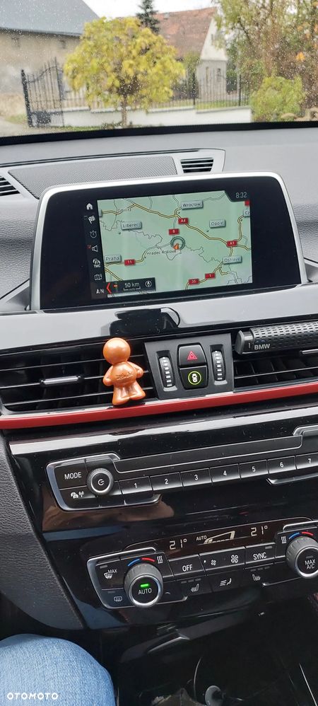 BMW X1 xDrive20d - 9