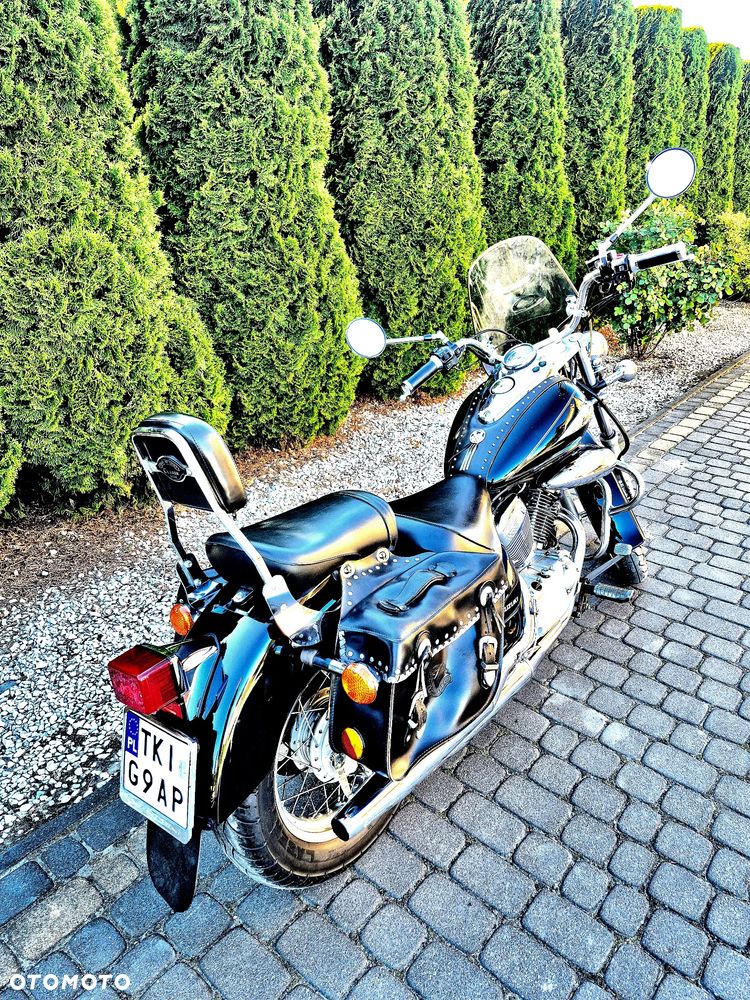 Suzuki Intruder - 7