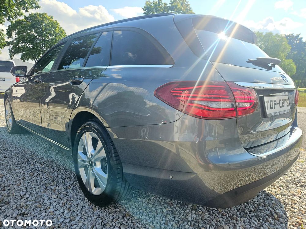 Mercedes-Benz Klasa C 220 d 4Matic T 9G-TRONIC - 11
