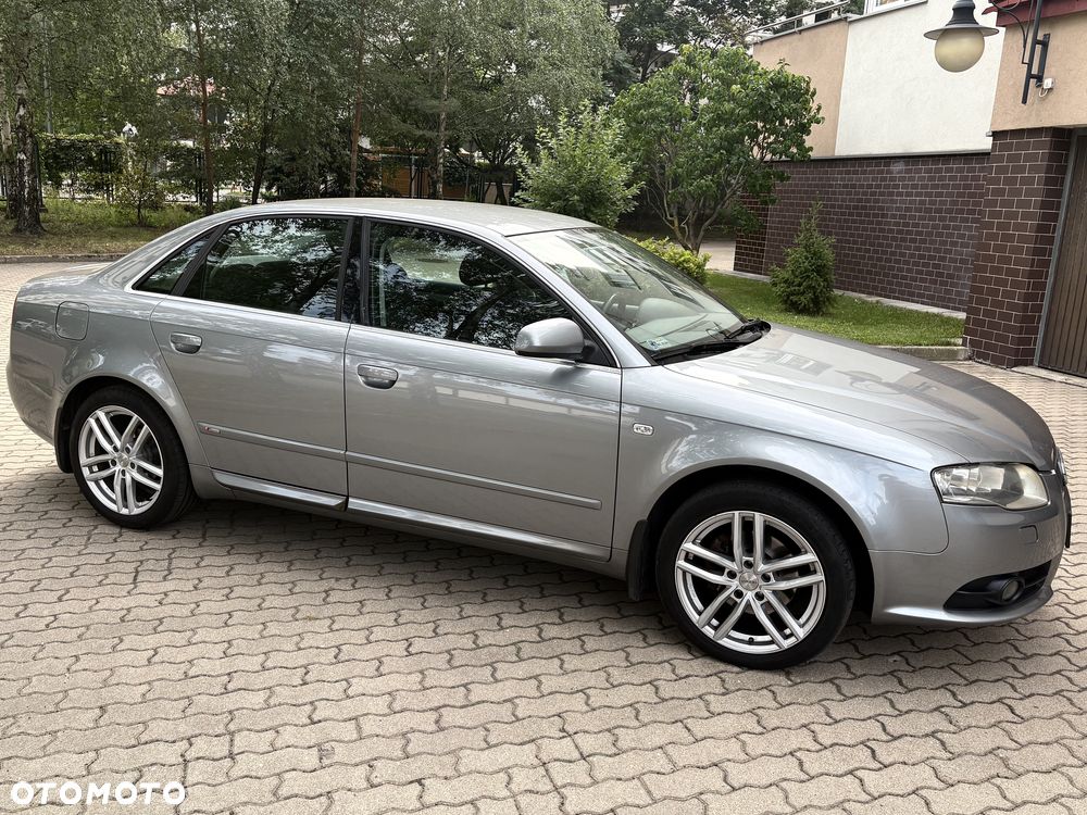 Audi A4 Limousine - 3