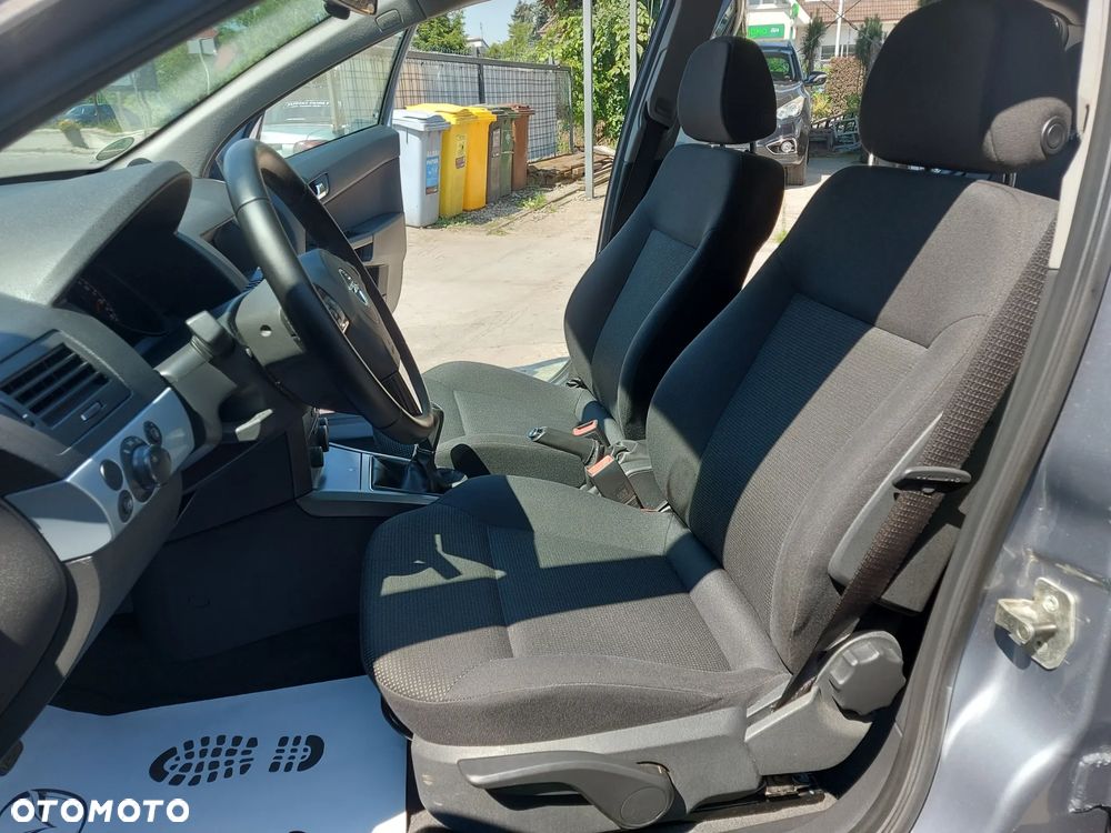 Opel Astra 1.4 Selection - 15