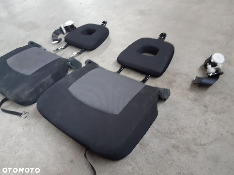 OPARCIA zagłówki tylne MITSUBISHI L200 wersja 1,5 kabiny - 4