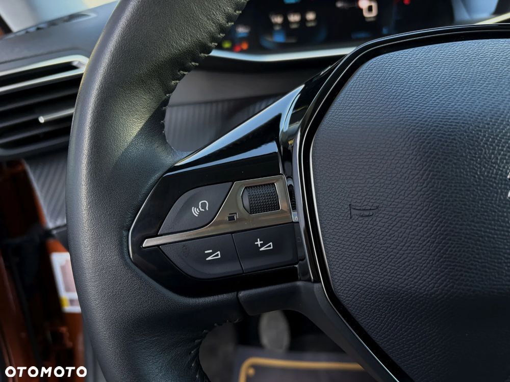 Peugeot 2008 1.5 BlueHDi Allure - 24