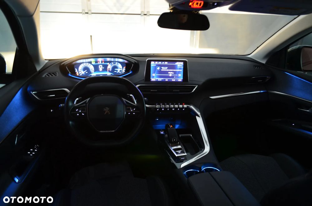 Peugeot 3008 BlueHDi 130 Stop & Start EAT8 Allure - 28