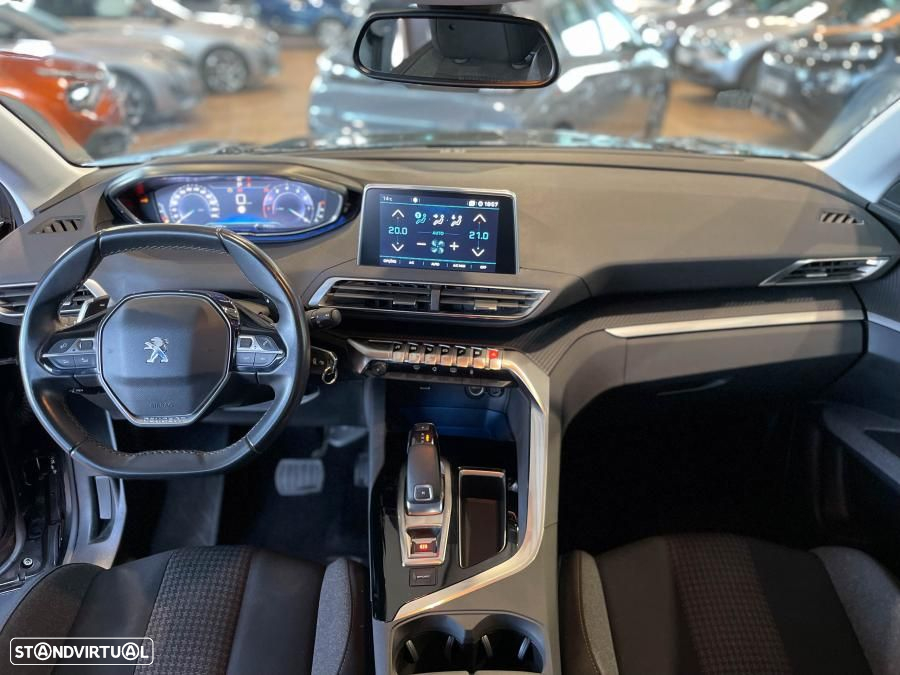 Peugeot 3008 PureTech 130 Stop & Start GPF EAT8 Active Business-Pack - 24