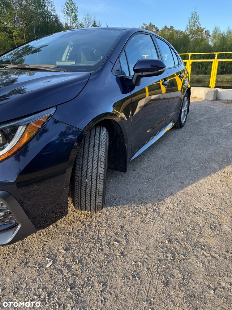 Toyota Corolla - 2