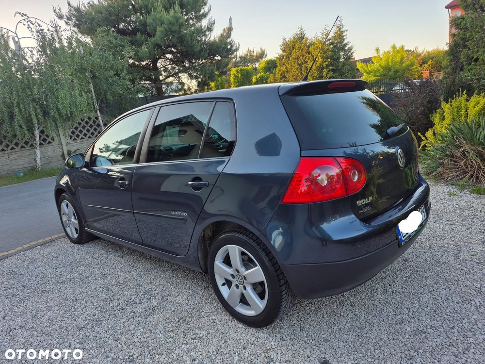 Volkswagen Golf 1.9 TDI United - 8
