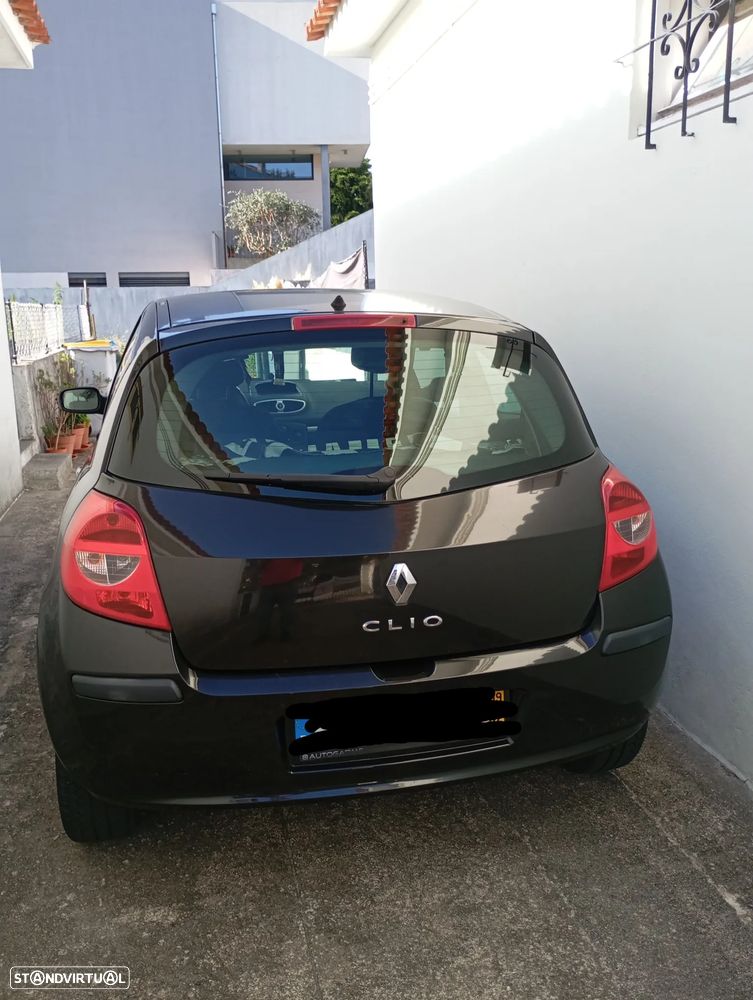 Renault Clio 1.2 16V Fairway - 4