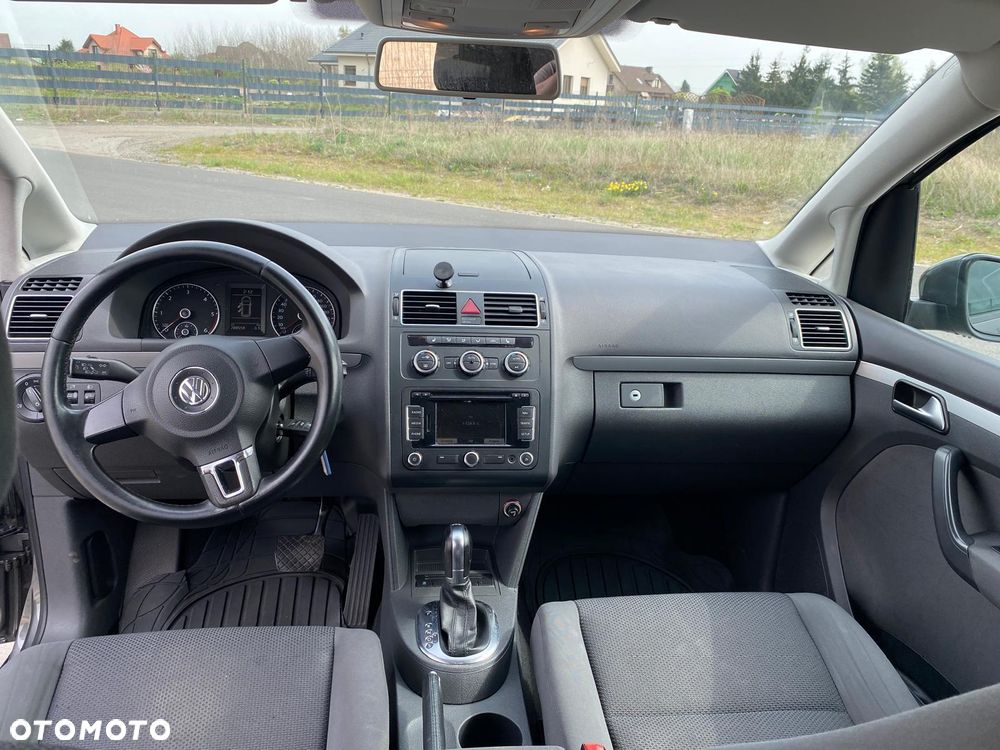 Volkswagen Touran 1.6 TDI DPF DSG Highline - 15