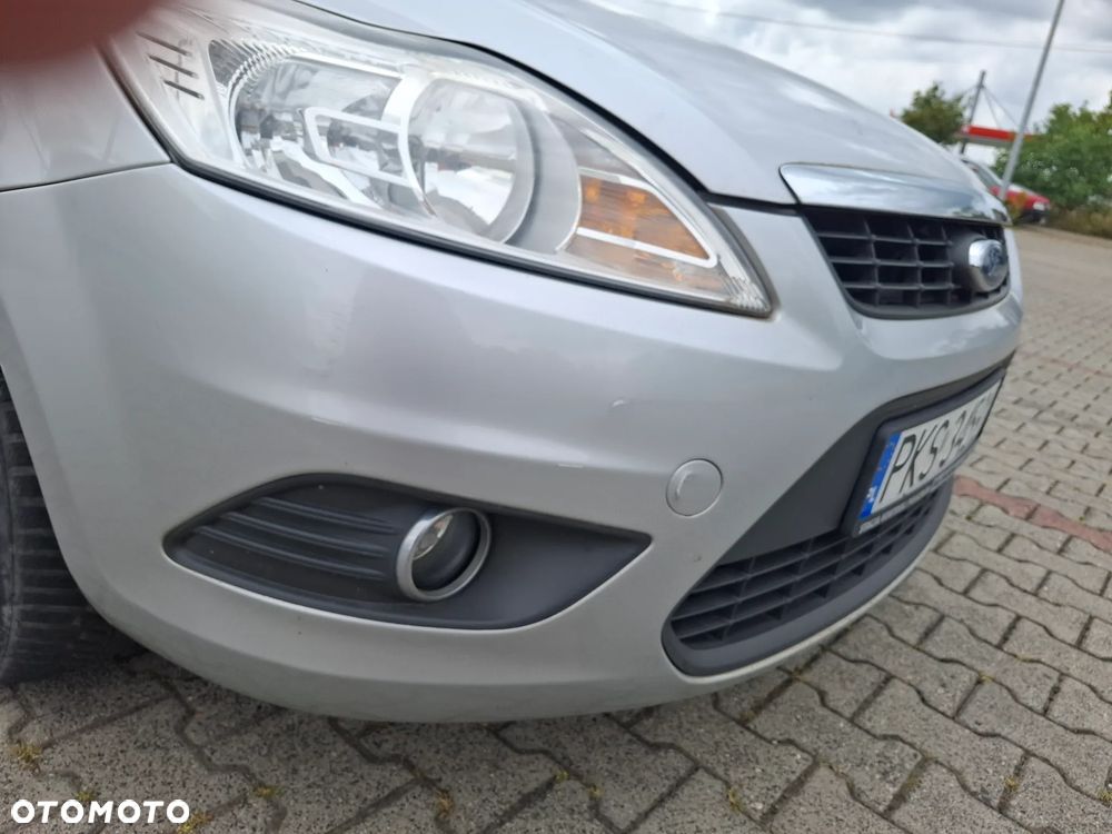 Ford Focus 1.6 Comfort - 12