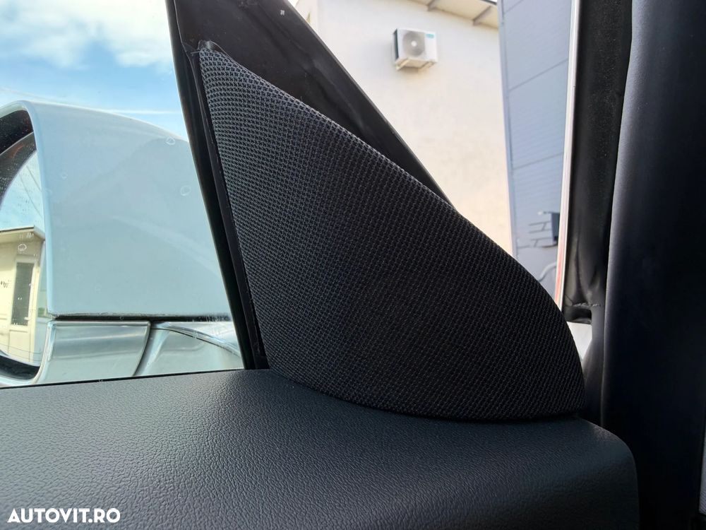 Tesla Model 3 - 24