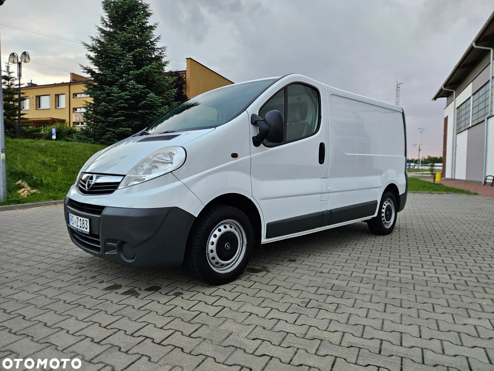 Opel VIVARO - 15