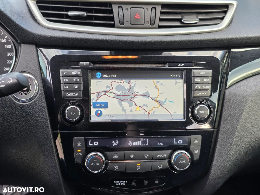 Nissan Qashqai 1.6 DCI ALL-MODE 4x4i TEKNA+ - 17