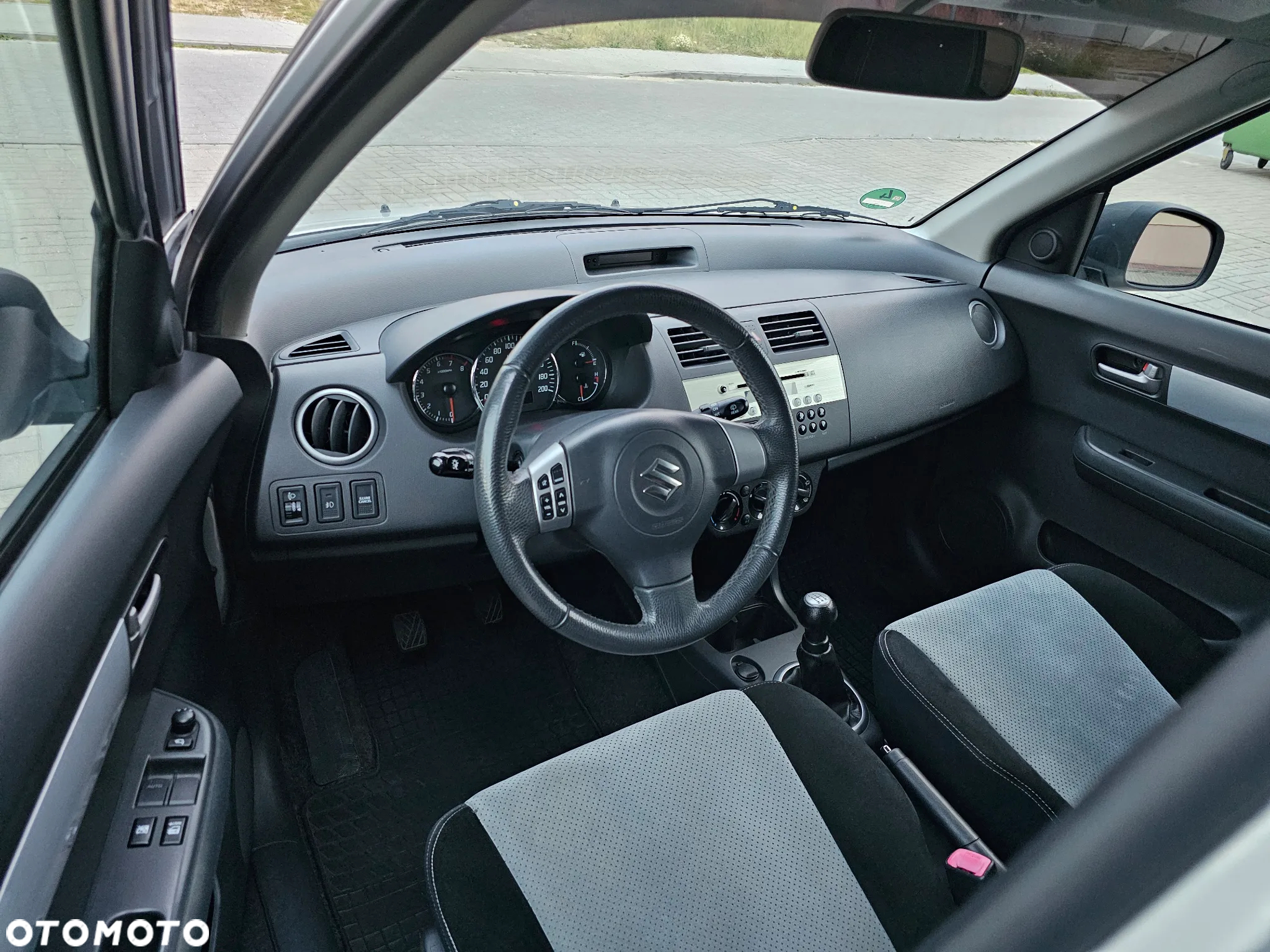 Suzuki Swift 1.3 GLX / Comfort - 13