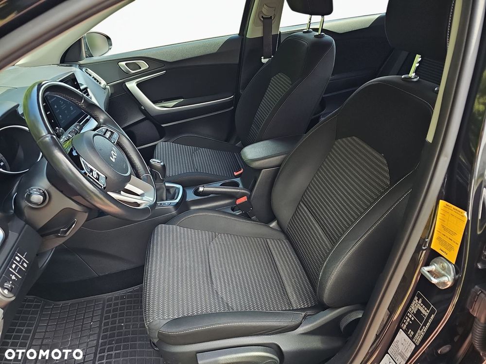 Kia Ceed 1.5 T-GDI M - 28