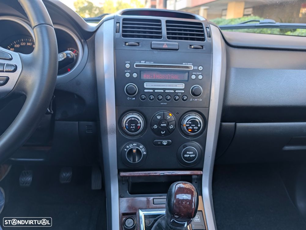 Suzuki Grand Vitara 1.9 DDiS X-Nature - 10