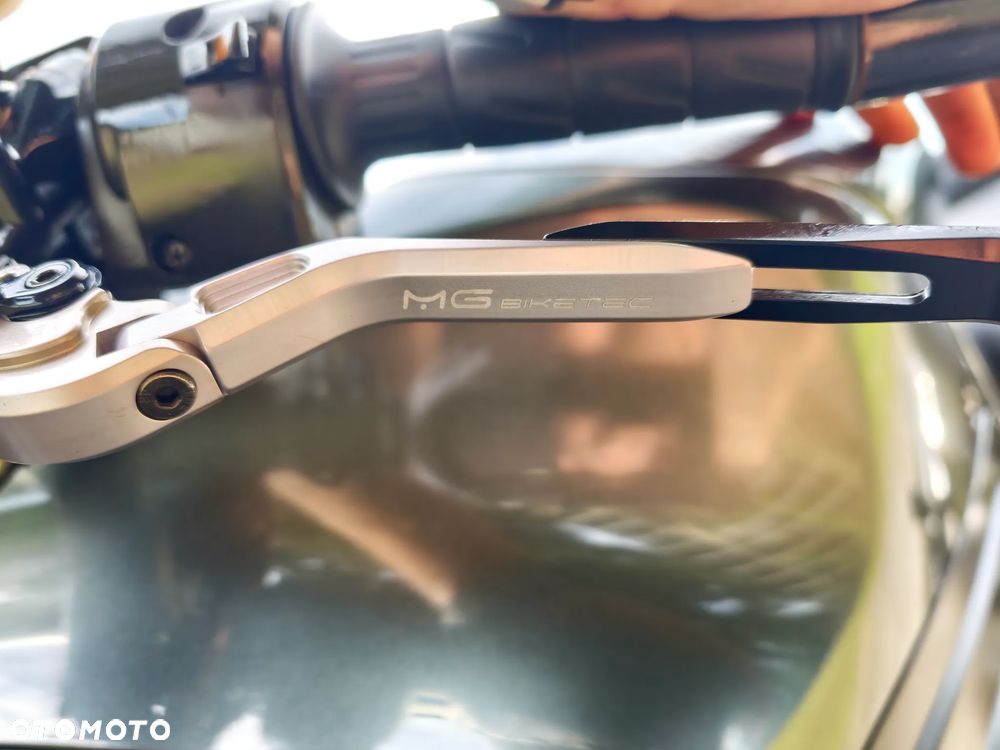 Kawasaki ZZR - 20