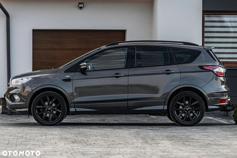 Ford Kuga 1.5 EcoBoost 2x4 ST-Line - 15