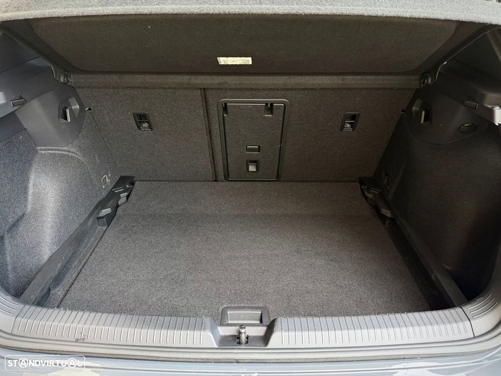 VW Golf 2.0 TSI GTI DSG - 36