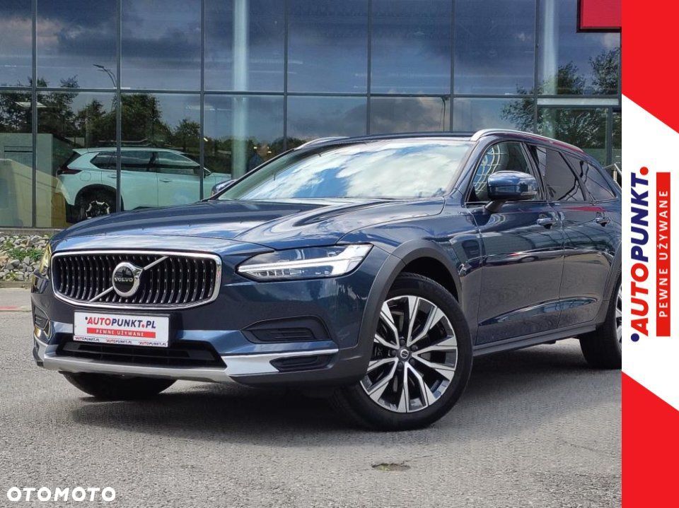 Volvo V90 Cross Country - 1