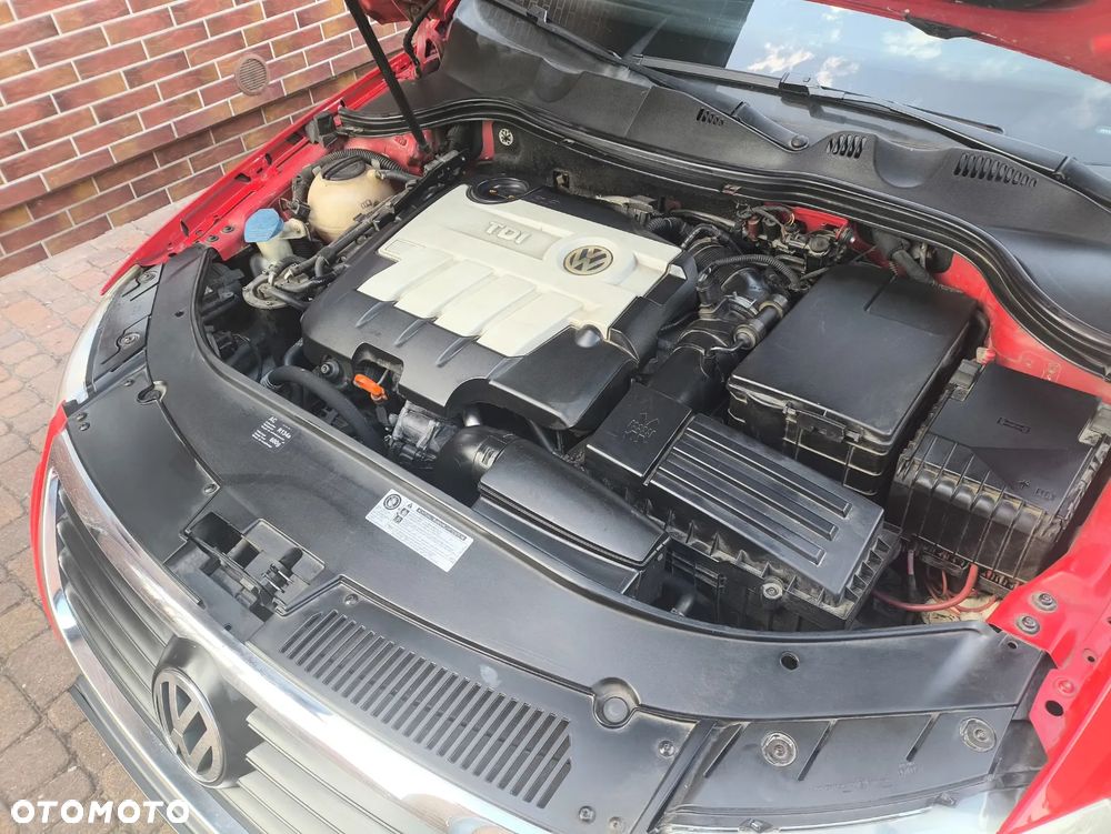 Volkswagen Passat 2.0 TDI BlueMotion Technology Highline - 19