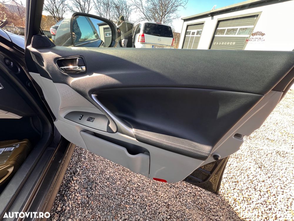 Lexus Seria IS 220d Luxury Line - 11