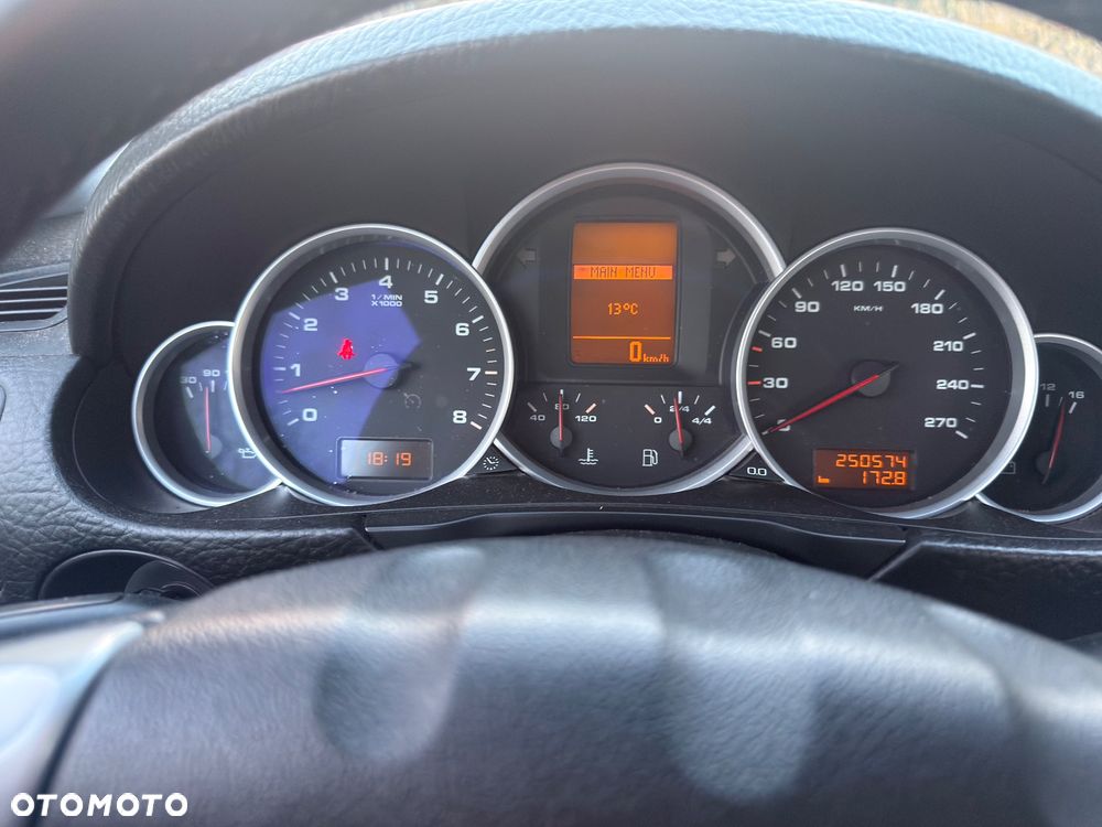 Porsche Cayenne - 11