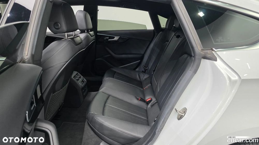 Audi A5 Sportback - 16