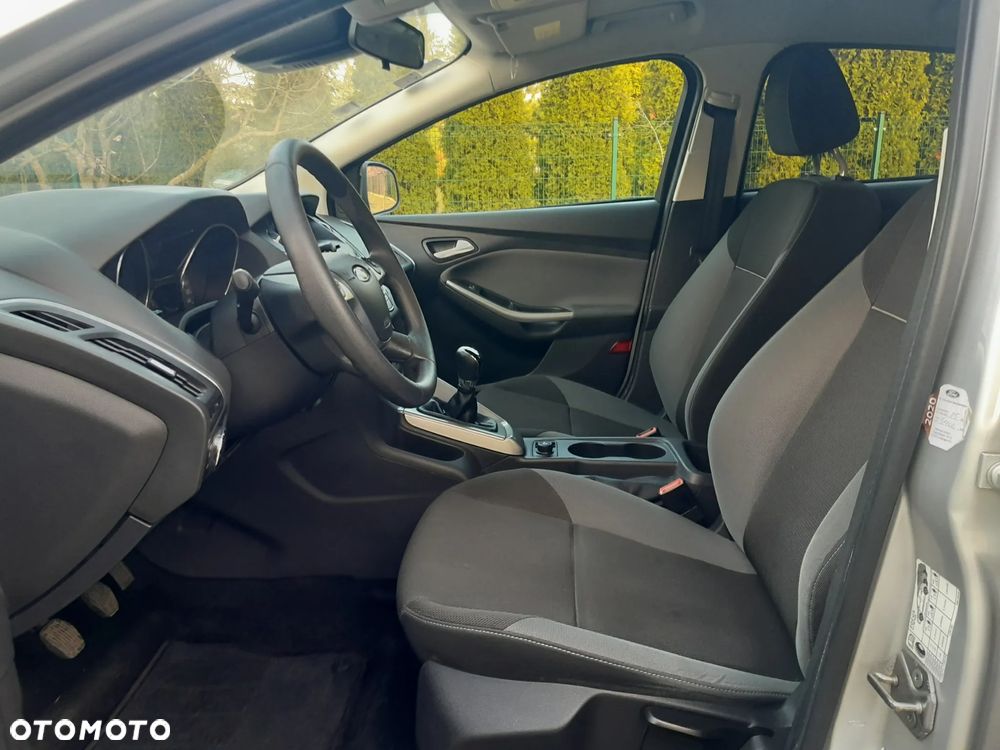 Ford Focus 1.6 TI-VCT Ambiente - 9